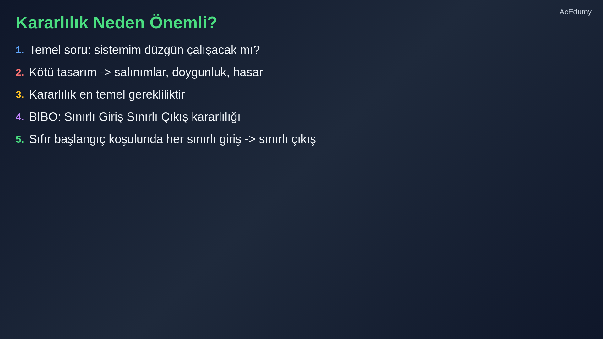 BIBO kararlılık ölçütünü, impuls yanıtının mutlak integralini ve s-düzlemindeki kutup bölgelerini gösteren ders karesi.